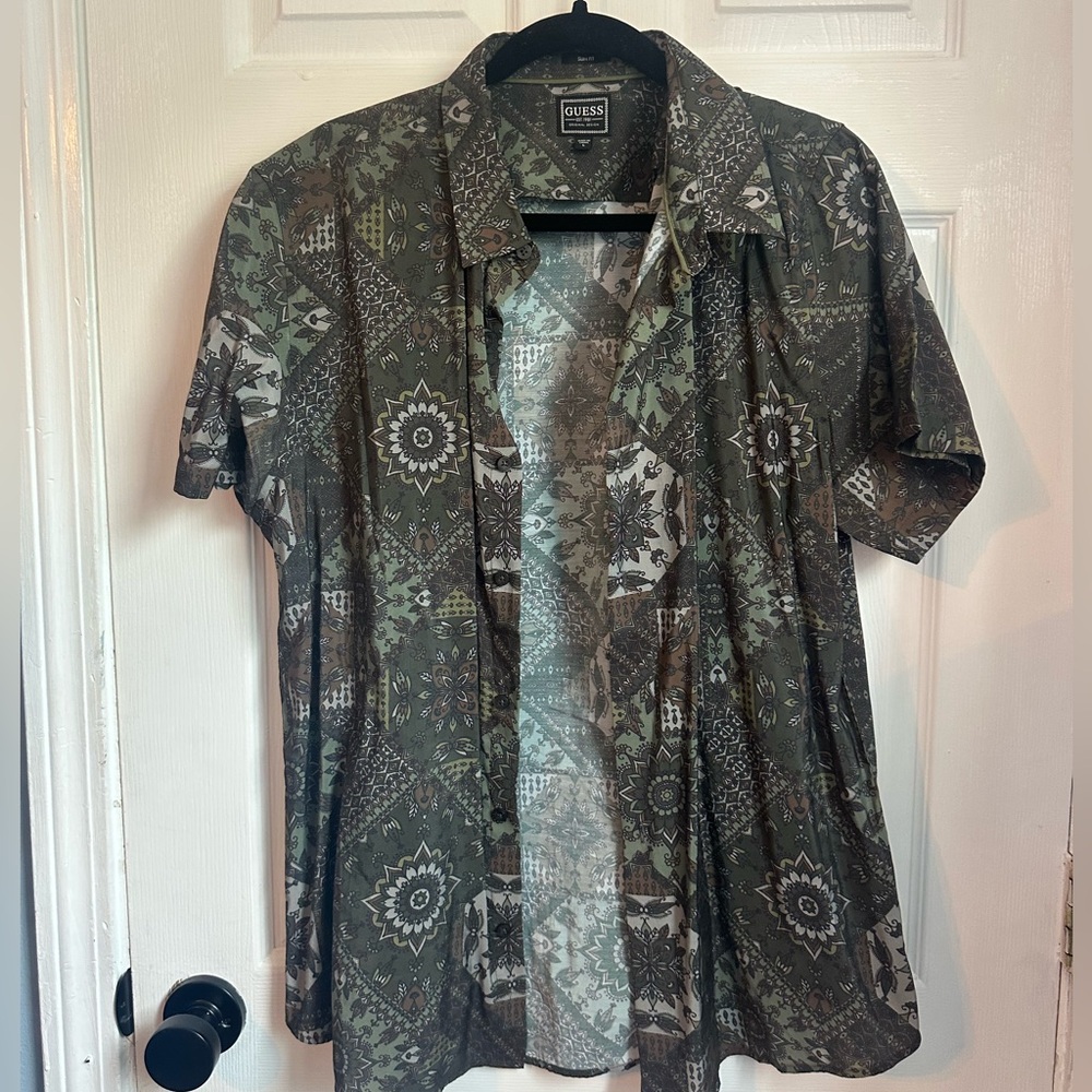 Guess designer graphic shirts